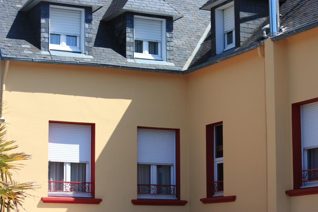 Maison Hotel Aux Cerisiers La Forêt-Fouesnant Exterior foto